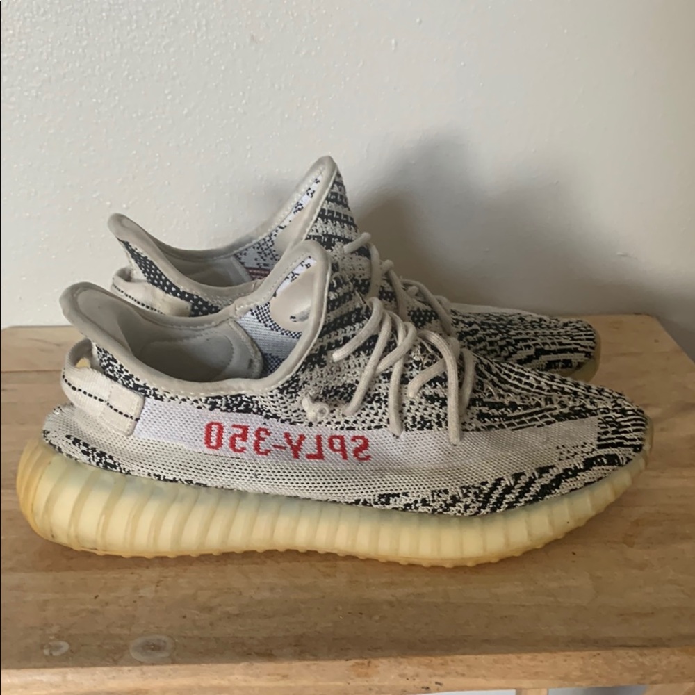 Yeezy Boost 350 V2 Sneakers